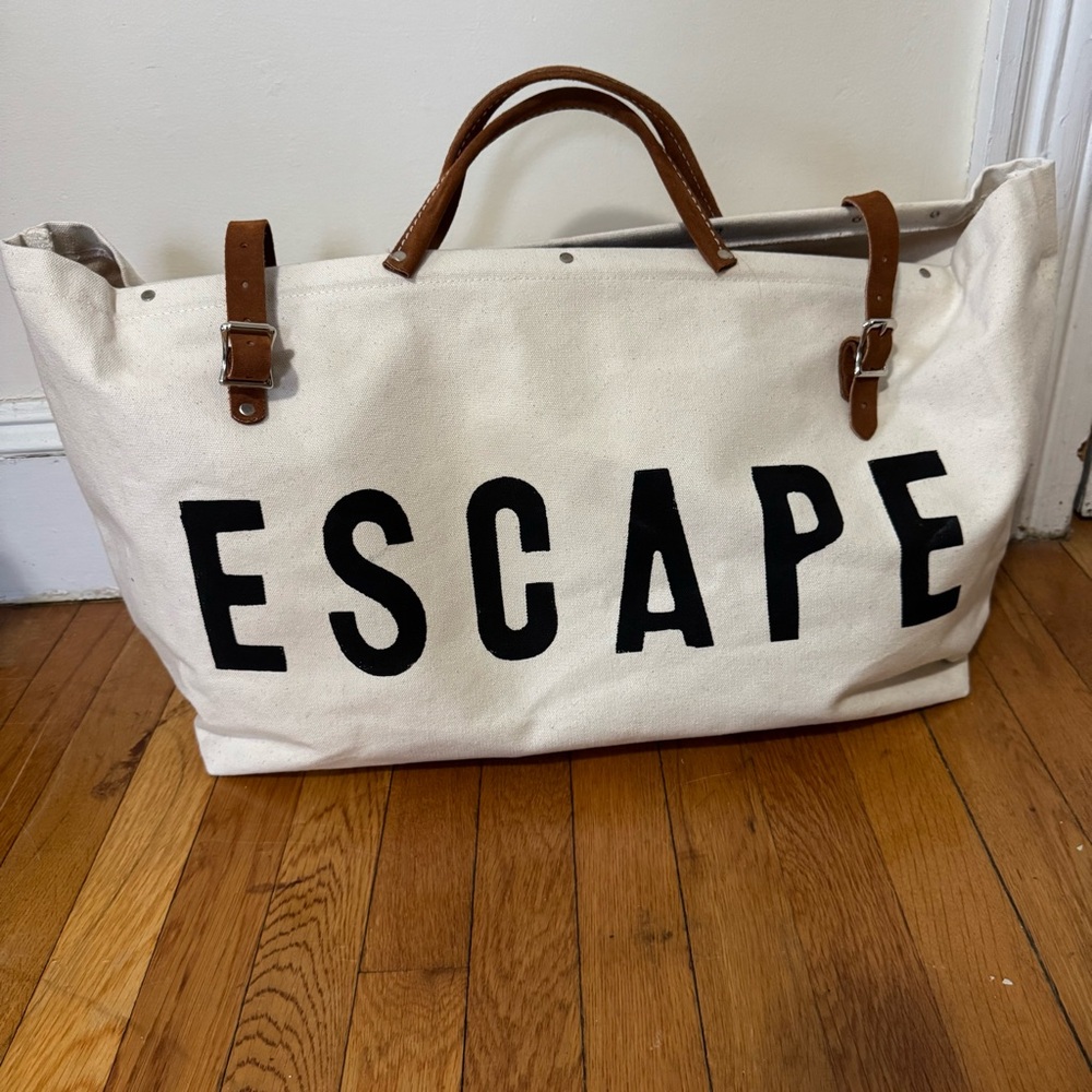 ESCAPE Canvas Weekend Bag w/ Leather Straps